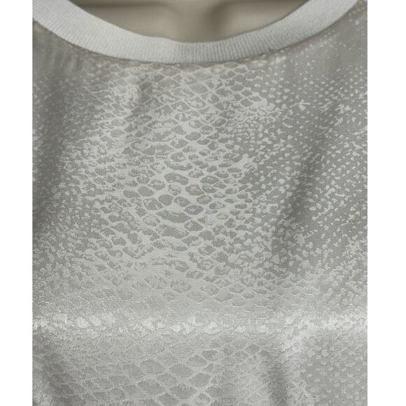 NWT Chelsea and Walker Cap Sleeve Silk Snake Print Top in Ivory Size 8 - Picture 7 of 11